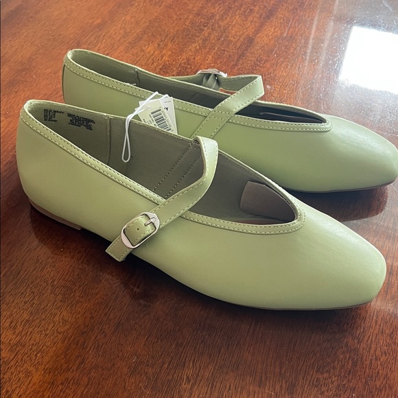 Old Navy Sage Green Mary Jane Flats with Buckle Strap - Picture 2 of 4